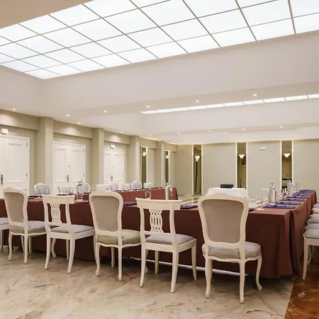 Hotel Crisol Jardines De Córdoba