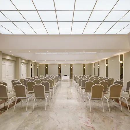 فندق أير 4*
