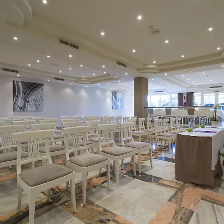 Crisol Jardines De Hotel 4*