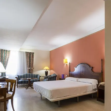 Отель Crisol Jardines De 4*