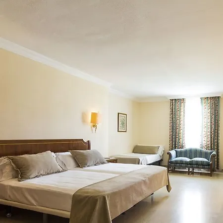 Отель Crisol Jardines De 4*